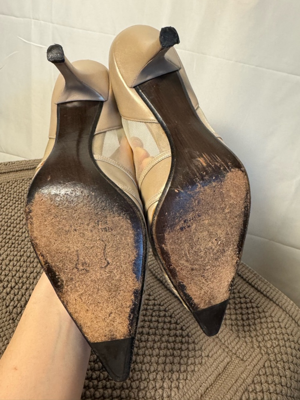 Vintage Stuart Weitzman Long Pointed-Toe Taupe Leather & Mesh Pumps - Picture 5 of 5